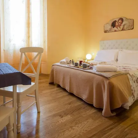 Ridolfi Bed & Breakfast 2*